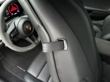 PORSCHE 992 911 Carrera Cabriolet BOSE Sitzbelüftung SHZ