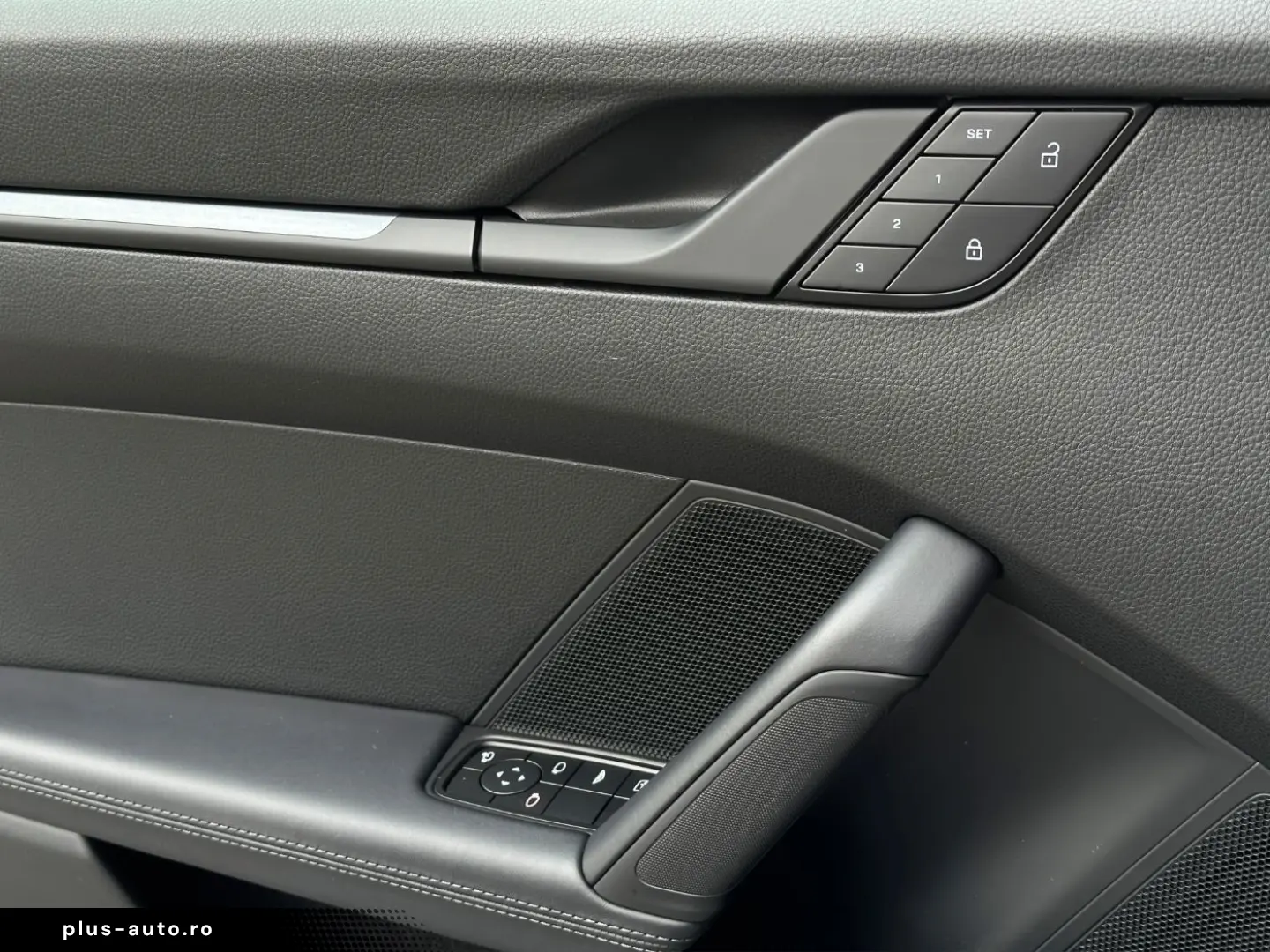 PORSCHE 992 911 Carrera Cabriolet BOSE Sitzbelüftung SHZ