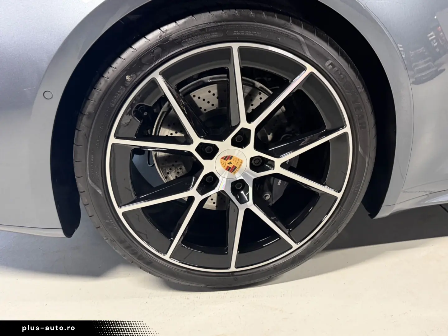 PORSCHE 992.2 CARRERA