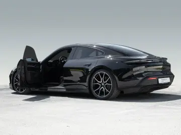 PORSCHE Taycan 4 Performancebatterie Plus Sport Chrono P