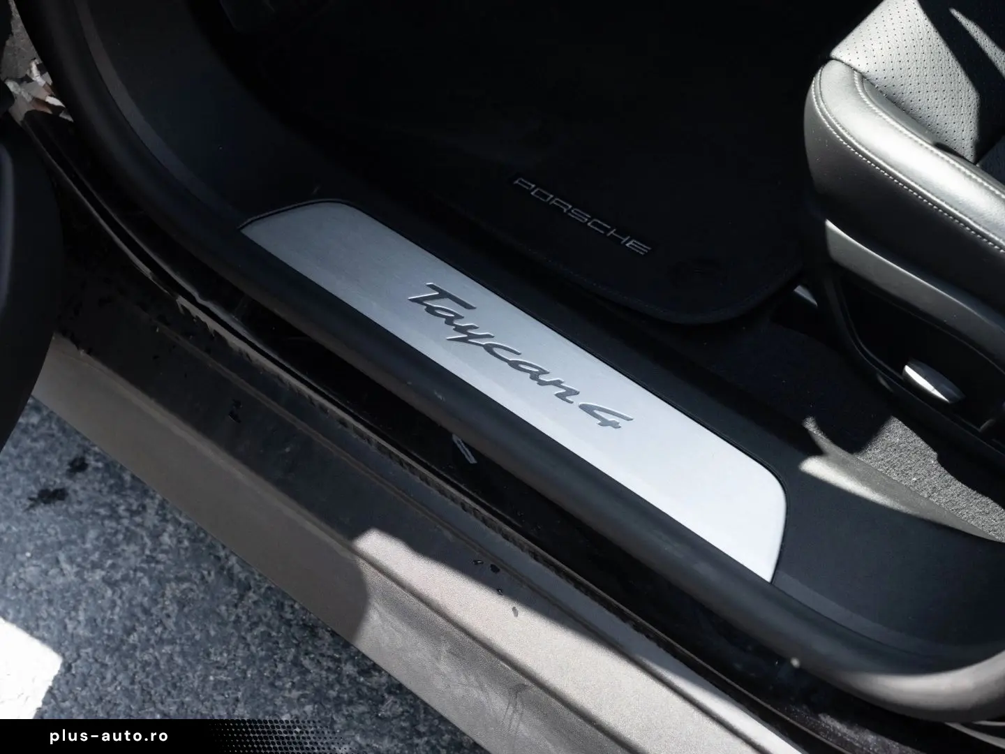 PORSCHE Taycan 4 Performancebatterie Plus Sport Chrono P
