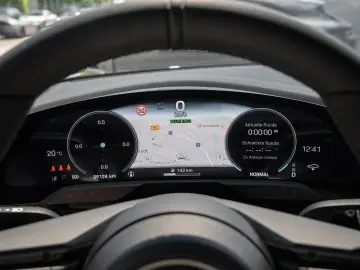 PORSCHE Taycan 4 Performancebatterie Plus Sport Chrono P