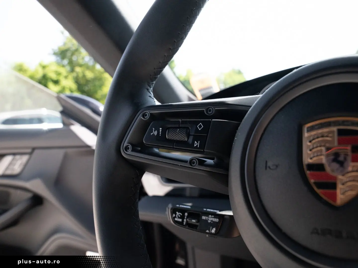 PORSCHE Taycan 4 Performancebatterie Plus Sport Chrono P
