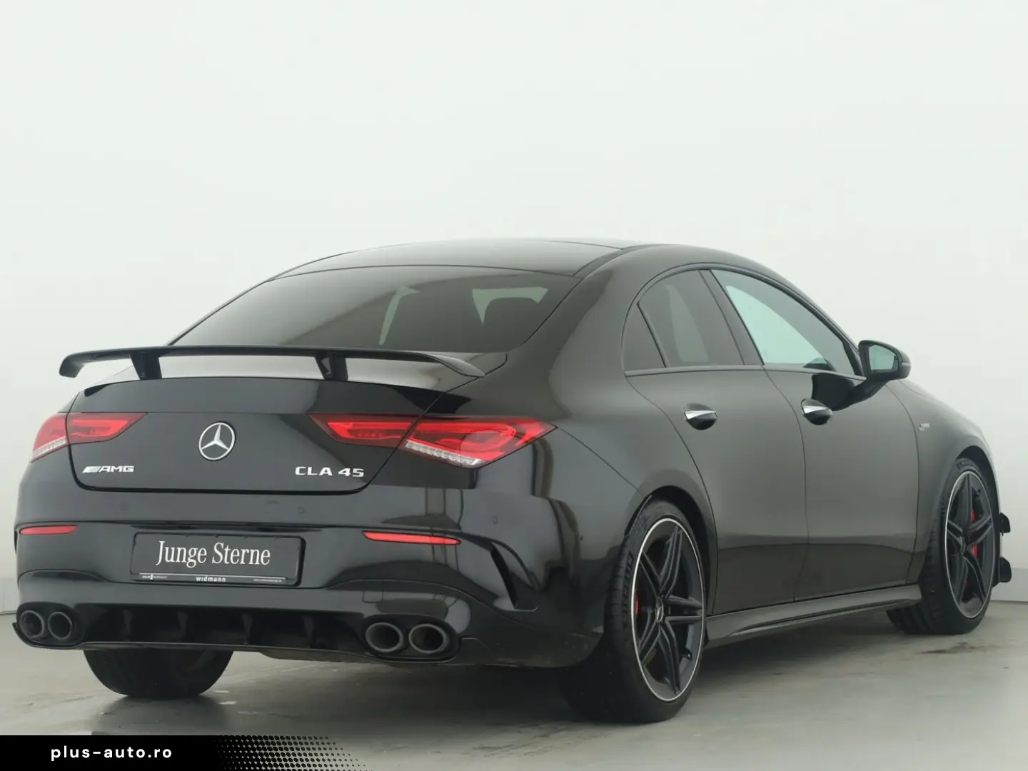 MERCEDES-BENZ CLA 45 AMG 4M   Panorama Memory Burmester MBUX