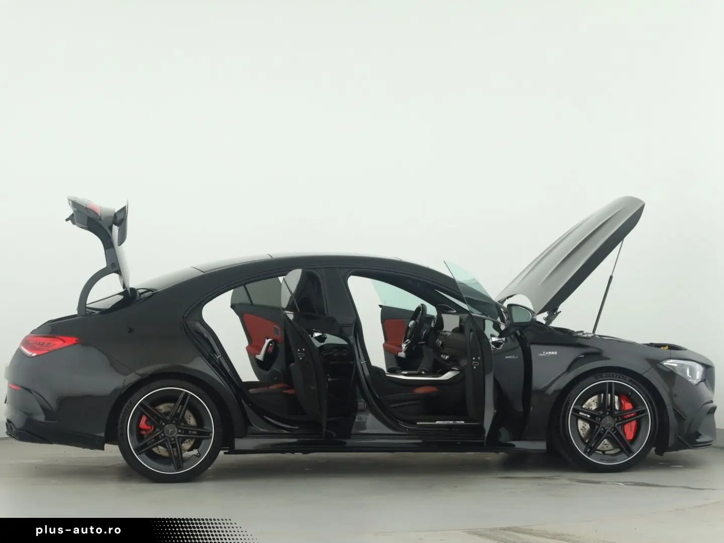 MERCEDES-BENZ CLA 45 AMG 4M   Panorama Memory Burmester MBUX