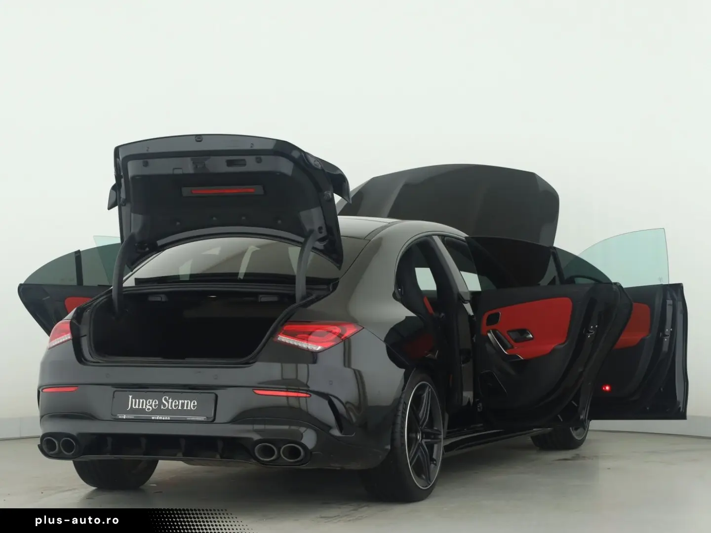 MERCEDES-BENZ CLA 45 AMG 4M   Panorama Memory Burmester MBUX