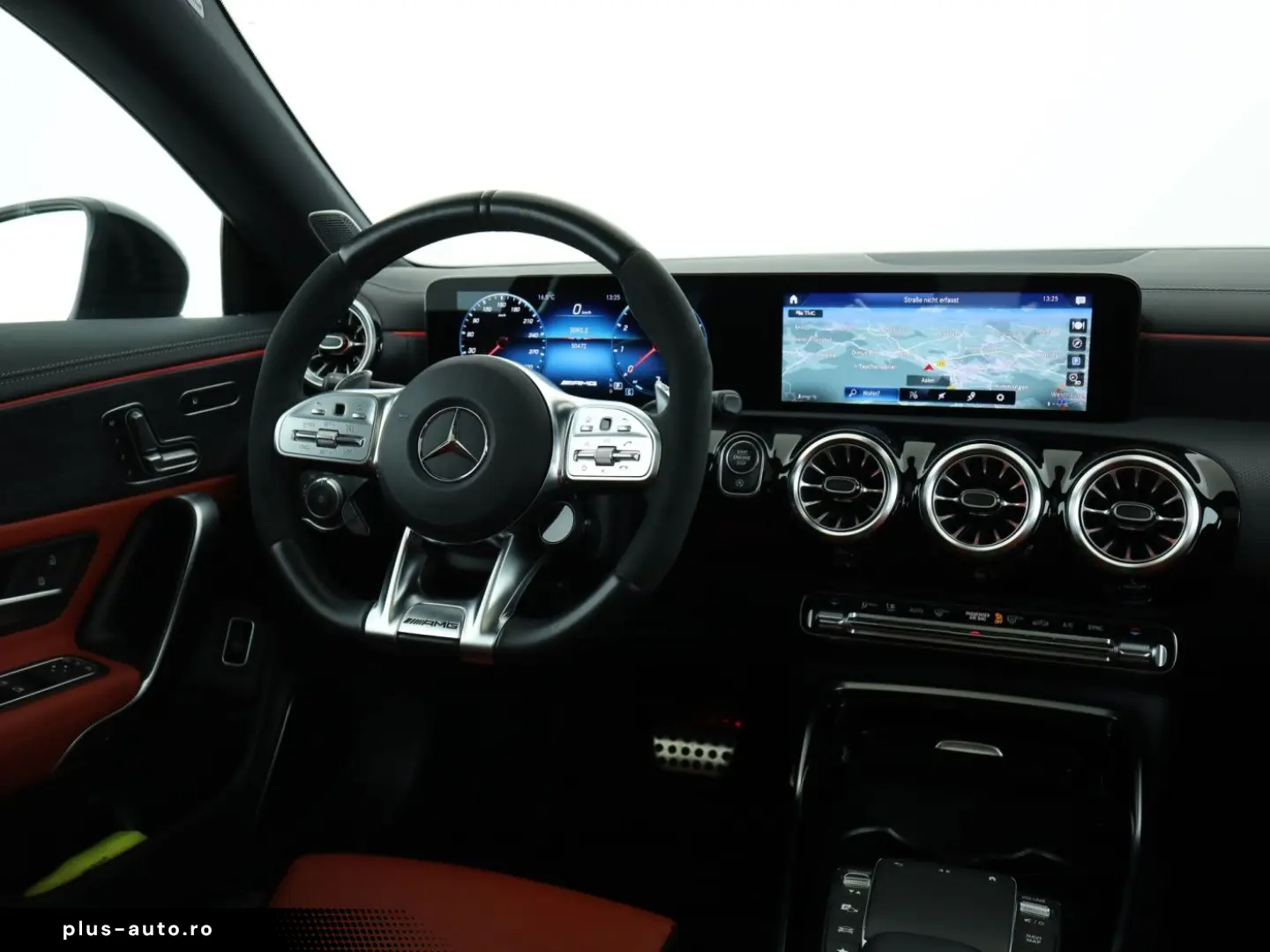 MERCEDES-BENZ CLA 45 AMG 4M   Panorama Memory Burmester MBUX
