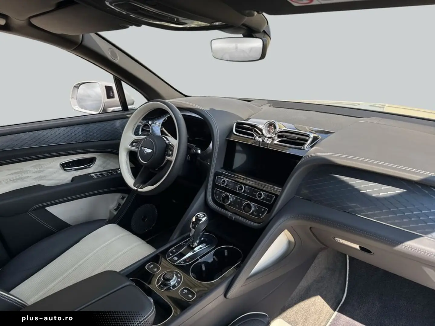 BENTLEY New Bentayga V8 Azure First Edition EWB
