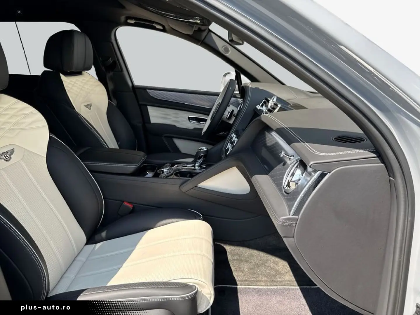 BENTLEY New Bentayga V8 Azure First Edition EWB