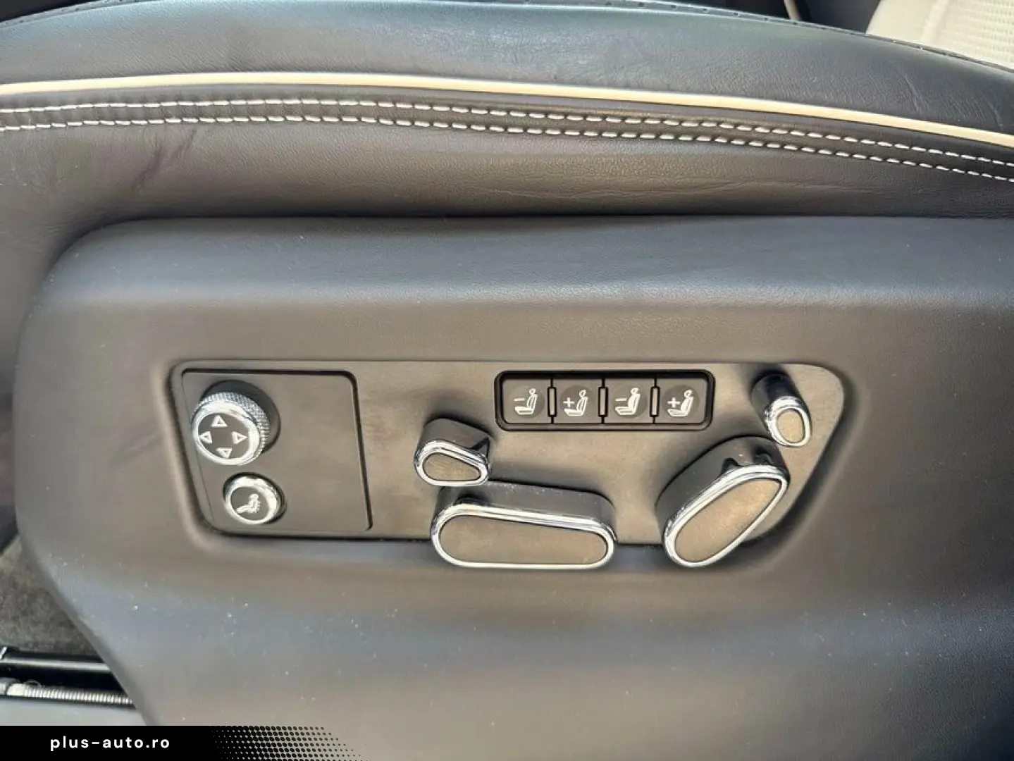 BENTLEY New Bentayga V8 Azure First Edition EWB