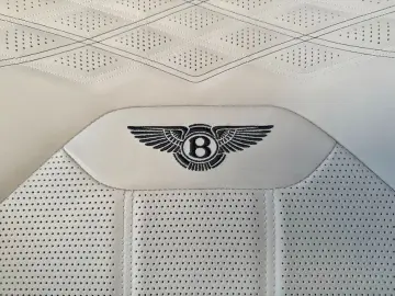 BENTLEY New Bentayga V8 Azure First Edition EWB