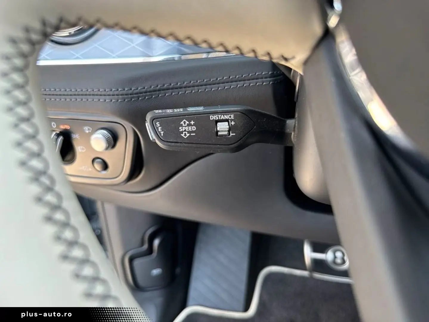 BENTLEY New Bentayga V8 Azure First Edition EWB
