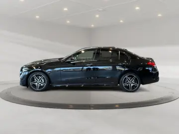 MERCEDES-BENZ C 300 4matic AMG Night Wide Cam LED AUT