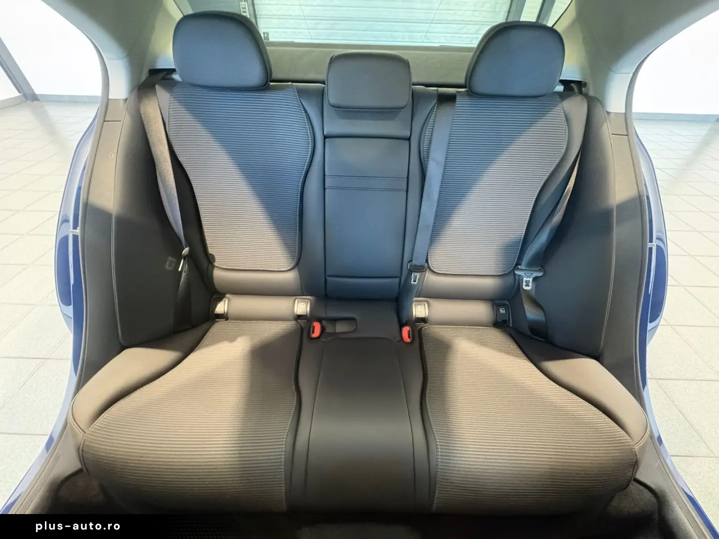MERCEDES-BENZ C 300 d Avantgarde  4Matic ACC Pano LED