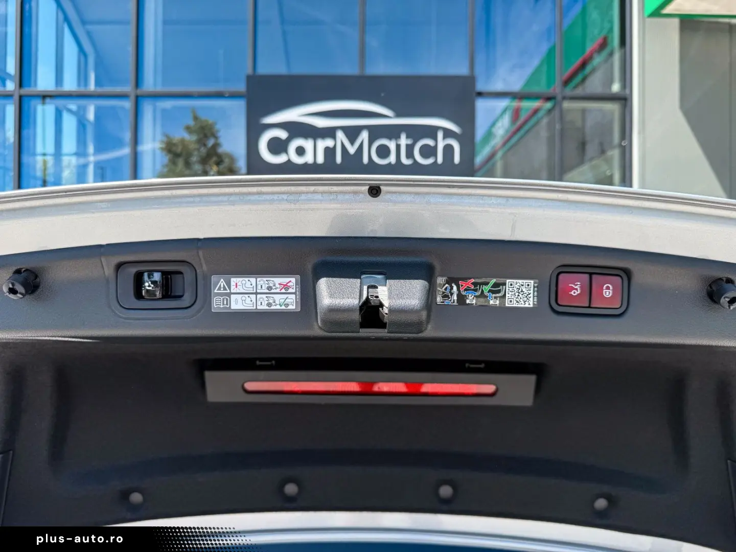 MERCEDES-BENZ C 300 C Limousine C 300 e 4Matic