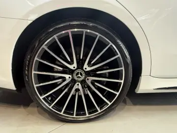 MERCEDES-BENZ S 450 d 4M PREM CHAUFFEUR-PAKET TV HUP…