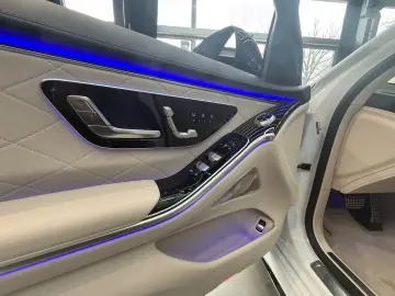 MERCEDES-BENZ S 450 d 4M PREM CHAUFFEUR-PAKET TV HUP…