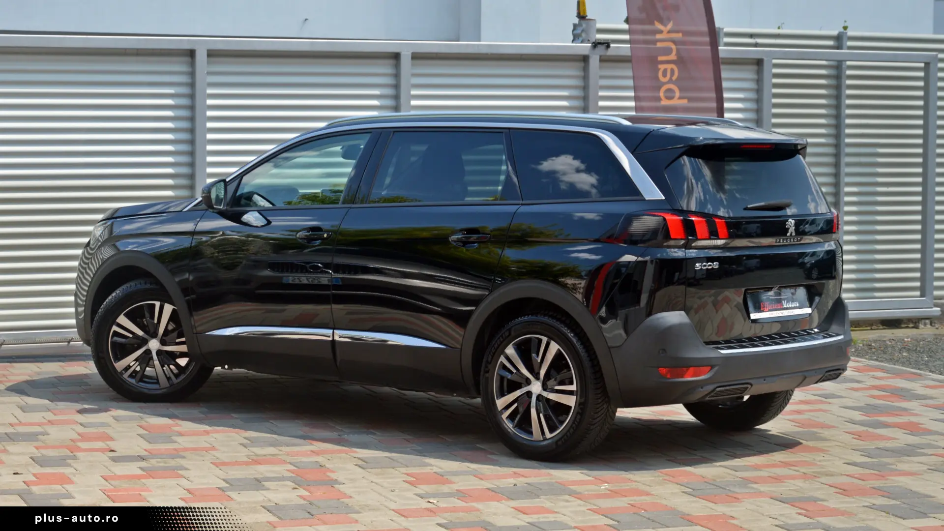 Peugeot 5008   An 2020   7 locuri