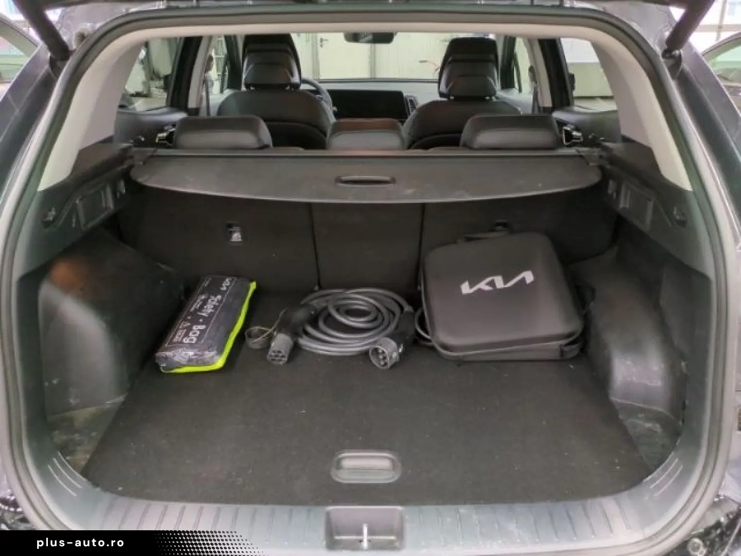 KIA Sportage 4WD 1.6T Plug-in Hybrid Navi Klima Kame