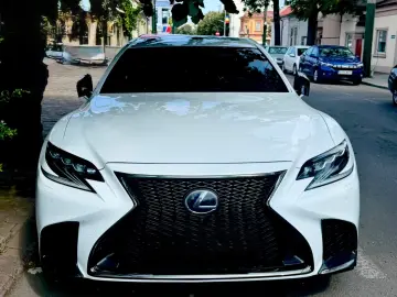 Lexus LS 500