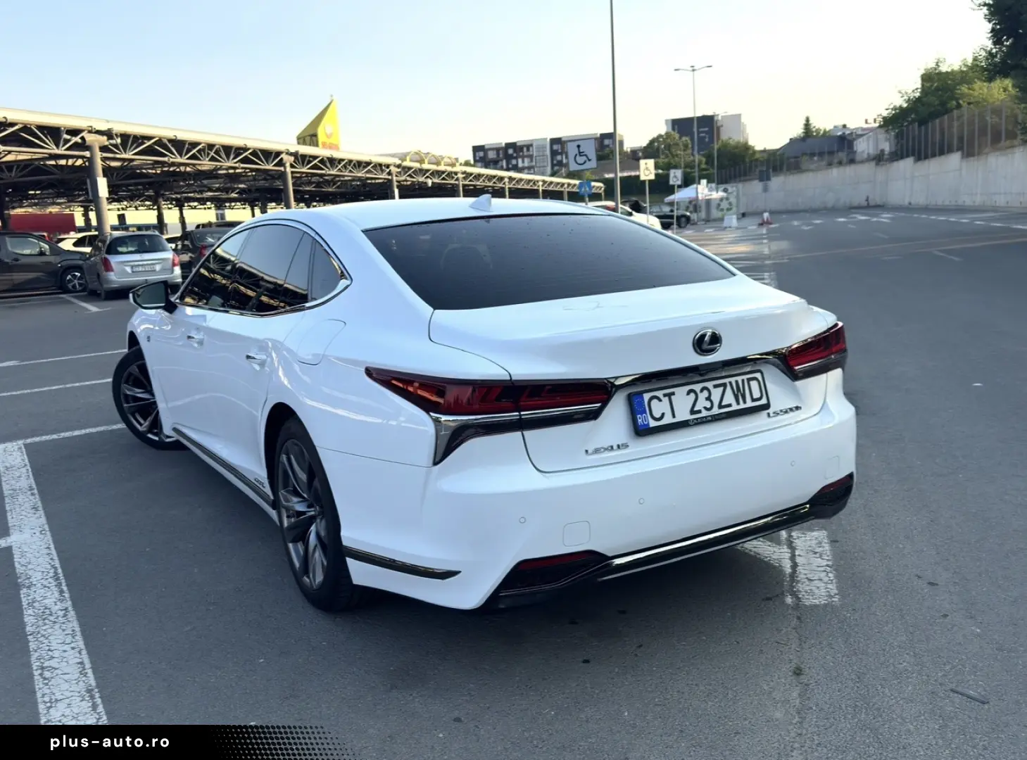 Lexus LS 500