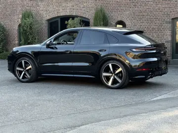 PORSCHE Cayenne Coupe INNORIVE SPORTDESIGN 22 ZOLL