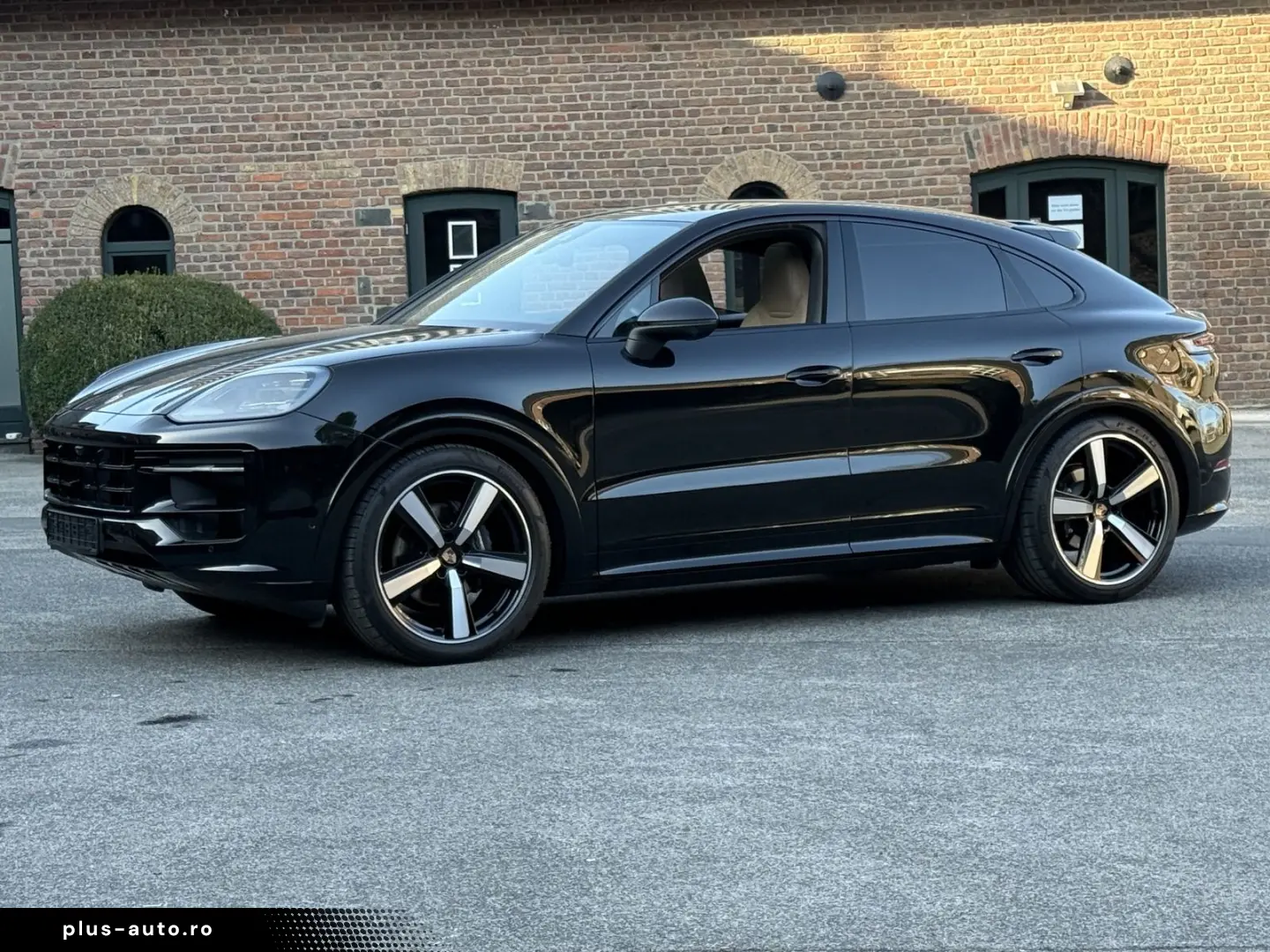 PORSCHE Cayenne Coupe INNORIVE SPORTDESIGN 22 ZOLL
