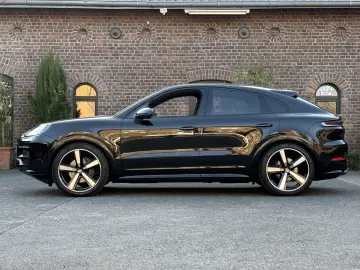 PORSCHE Cayenne Coupe INNORIVE SPORTDESIGN 22 ZOLL