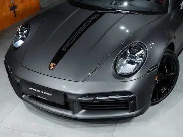 PORSCHE 911 Turbo