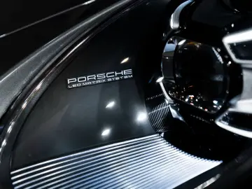 PORSCHE 911 Turbo