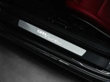 PORSCHE 911 Turbo