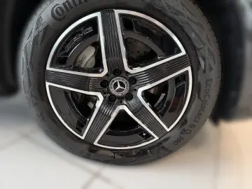MERCEDES-BENZ GLC 200 4M AMG