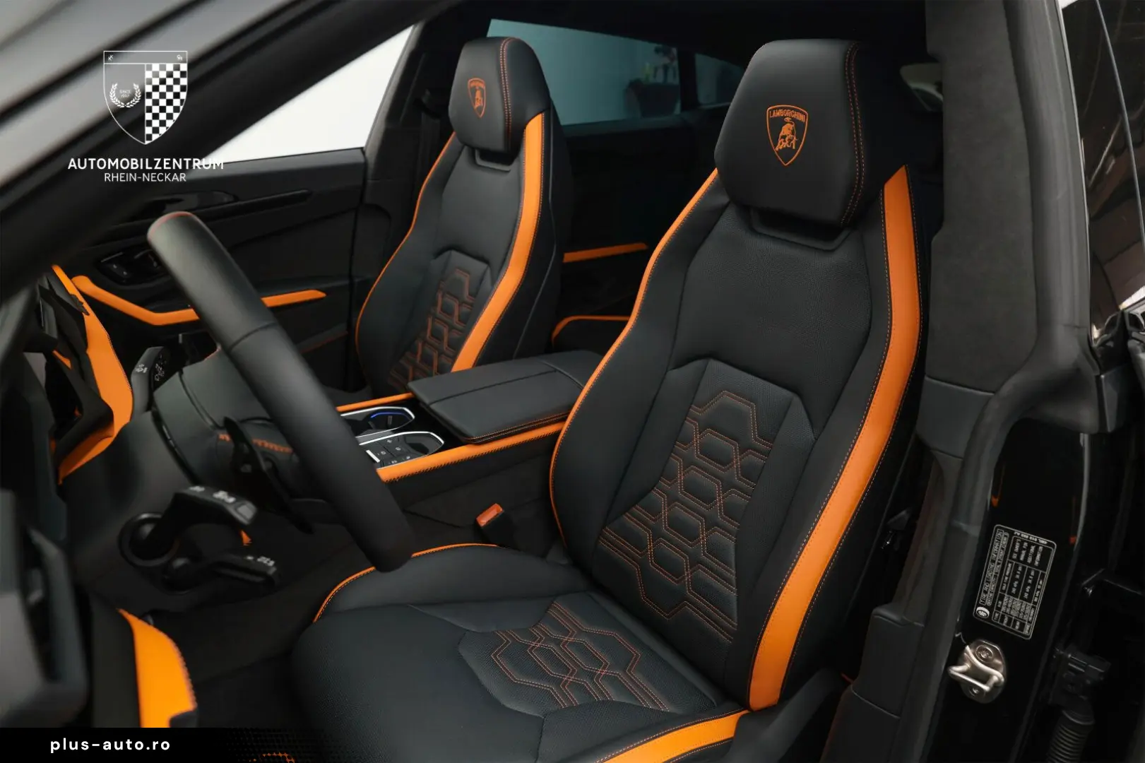 LAMBORGHINI Urus SE NOVITEC - LIVRARE RAPIDA!