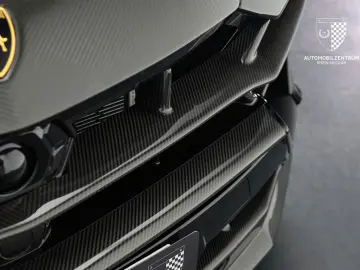 LAMBORGHINI Urus SE NOVITEC - LIVRARE RAPIDA!