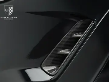 LAMBORGHINI Urus SE NOVITEC - LIVRARE RAPIDA!