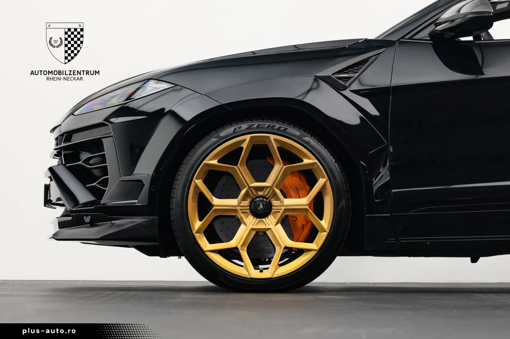 LAMBORGHINI Urus SE NOVITEC - LIVRARE RAPIDA!