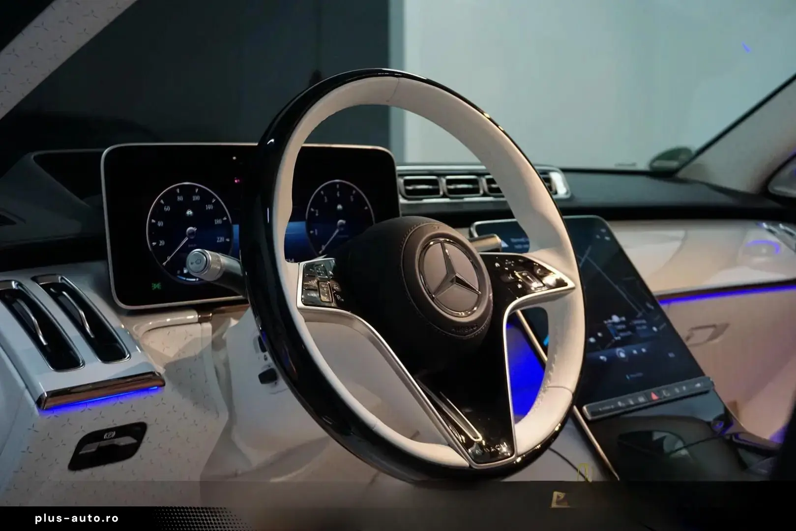 MERCEDES-BENZ S680 MAYBACH