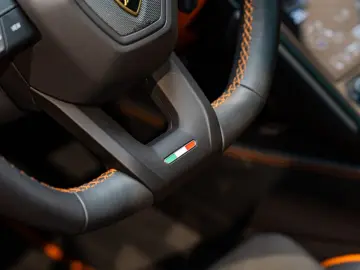 LAMBORGHINI Urus S Stoelmassage Hermes - LIVRARE RAPIDA!