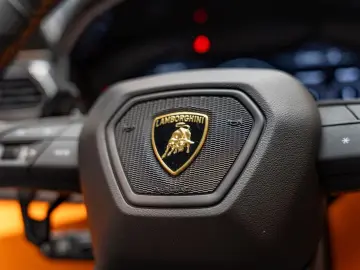 LAMBORGHINI Urus S Stoelmassage Hermes - LIVRARE RAPIDA!