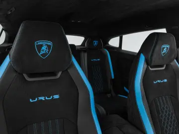LAMBORGHINI Urus Performante - LIVRARE RAPIDA!