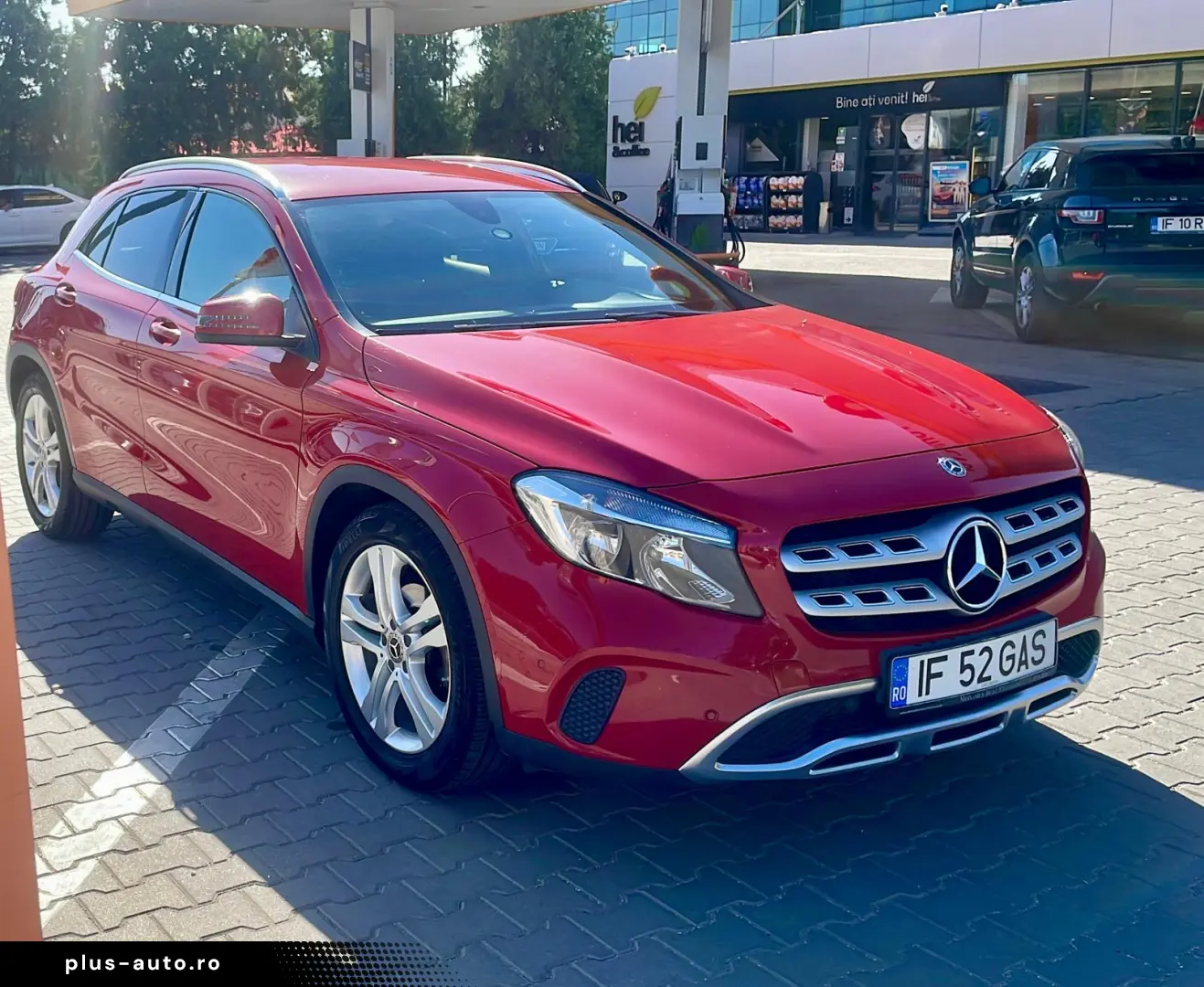 Mercedes-Benz GLA 220