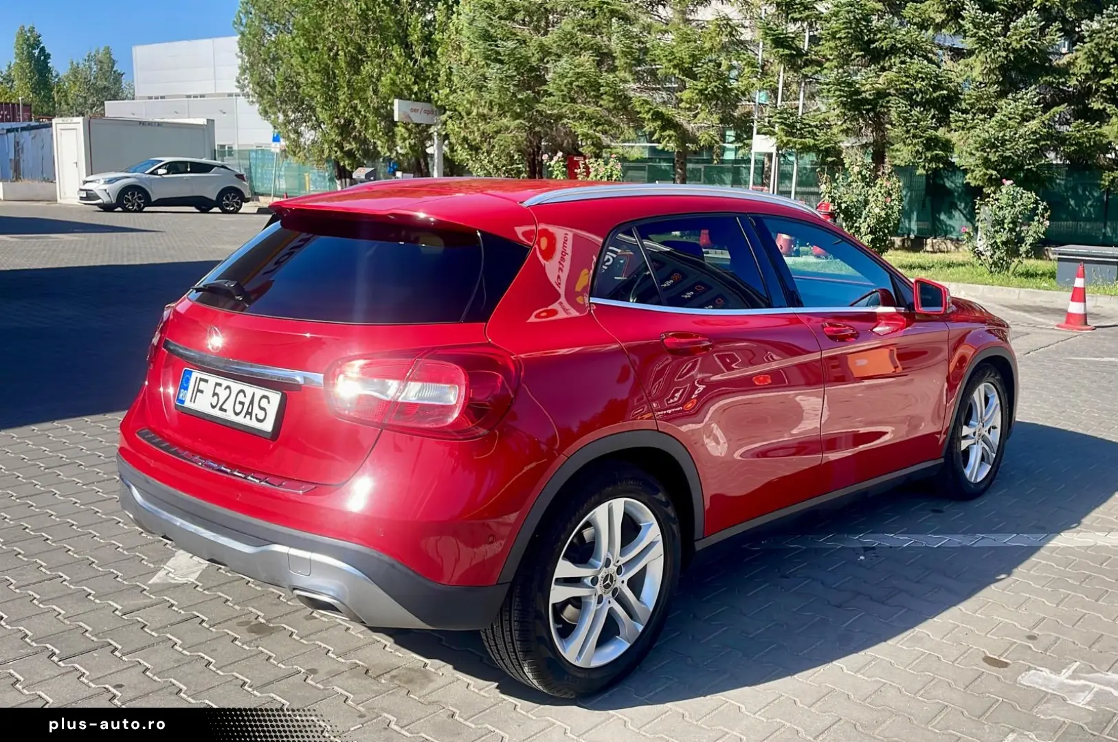 Mercedes-Benz GLA 220