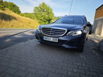 Mercedes-Benz E 250