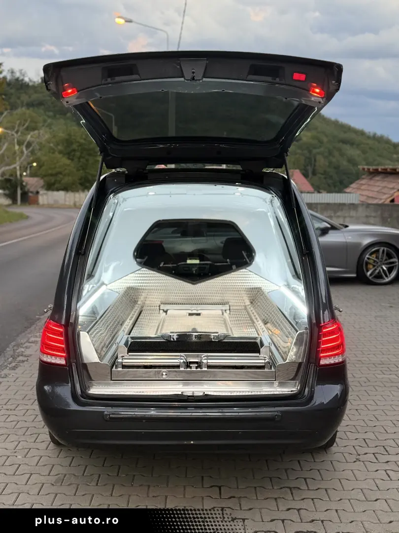 Mercedes-Benz E 250