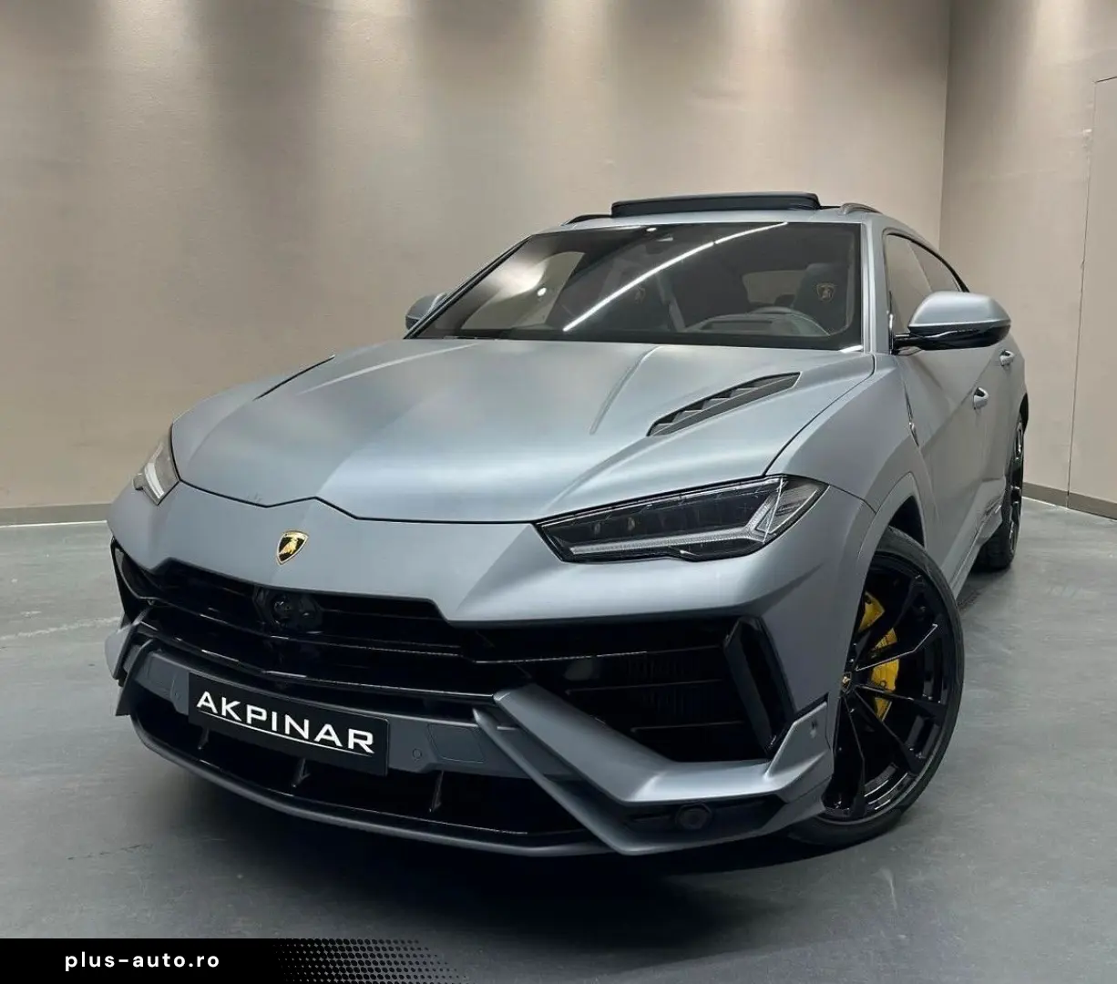 LAMBORGHINI Urus S - LIVRARE RAPIDA!