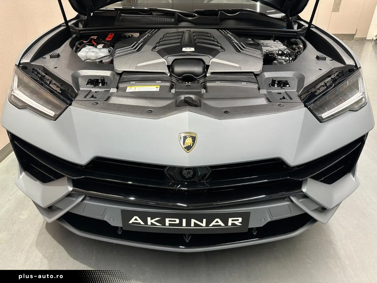 LAMBORGHINI Urus S - LIVRARE RAPIDA!