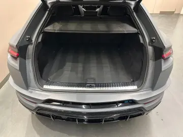 LAMBORGHINI Urus S - LIVRARE RAPIDA!