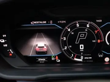 LAMBORGHINI Urus SE - LIVRARE RAPIDA!