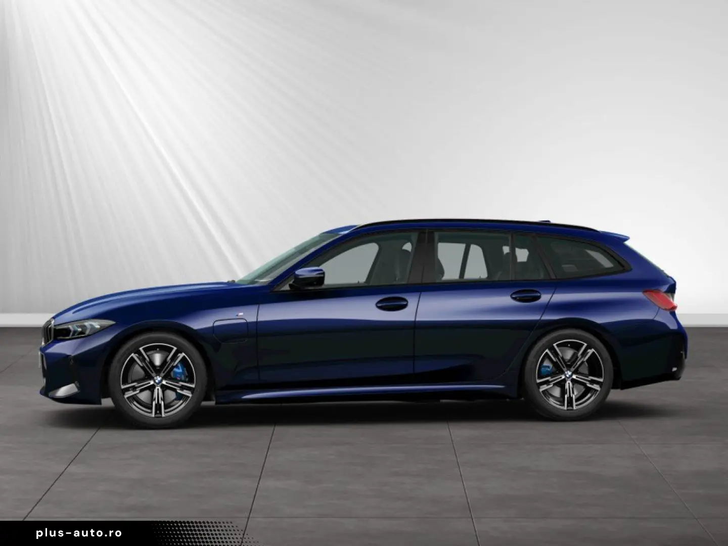 BMW 330e xDrive Touring M Sport - LIVRARE RAPIDA!