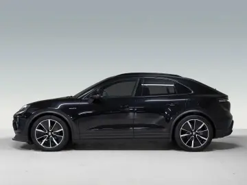 PORSCHE Macan 4 Electric PASM - LIVRARE RAPIDA!